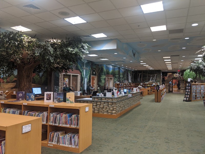 Holt Brentwood Library