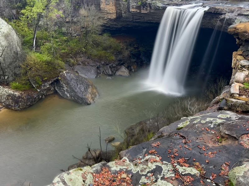 Noccalula Falls Park